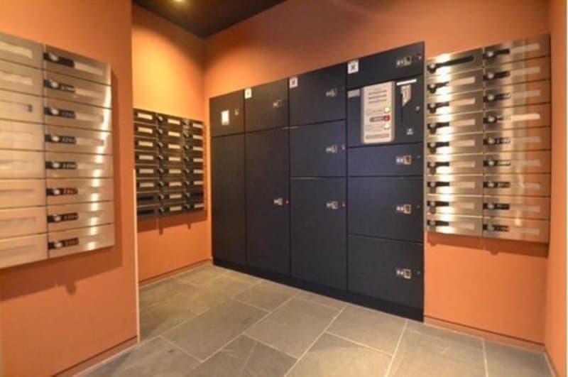 ラ・プラースウエスト3枚目