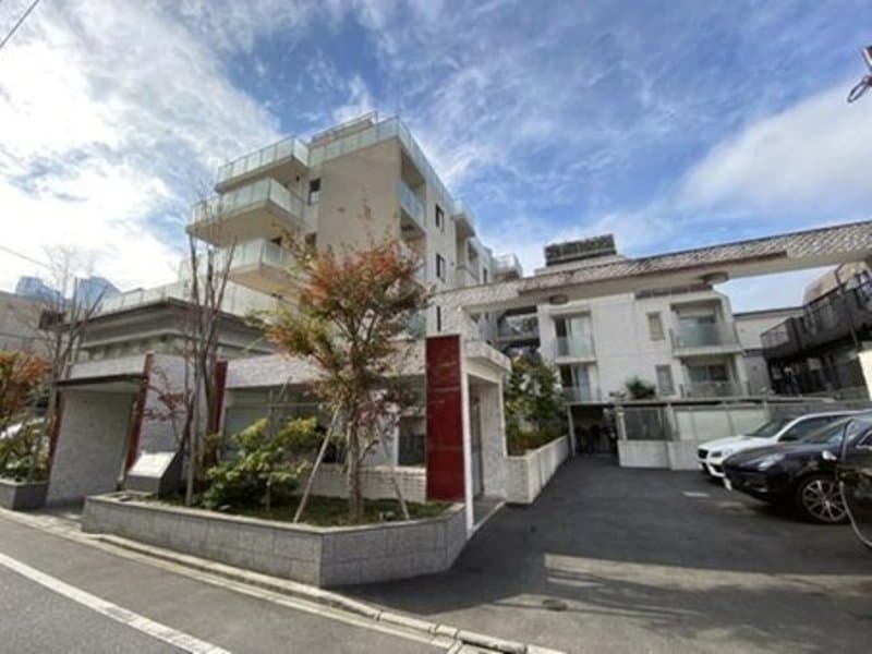 ロイヤルシーズン新宿柏木2枚目