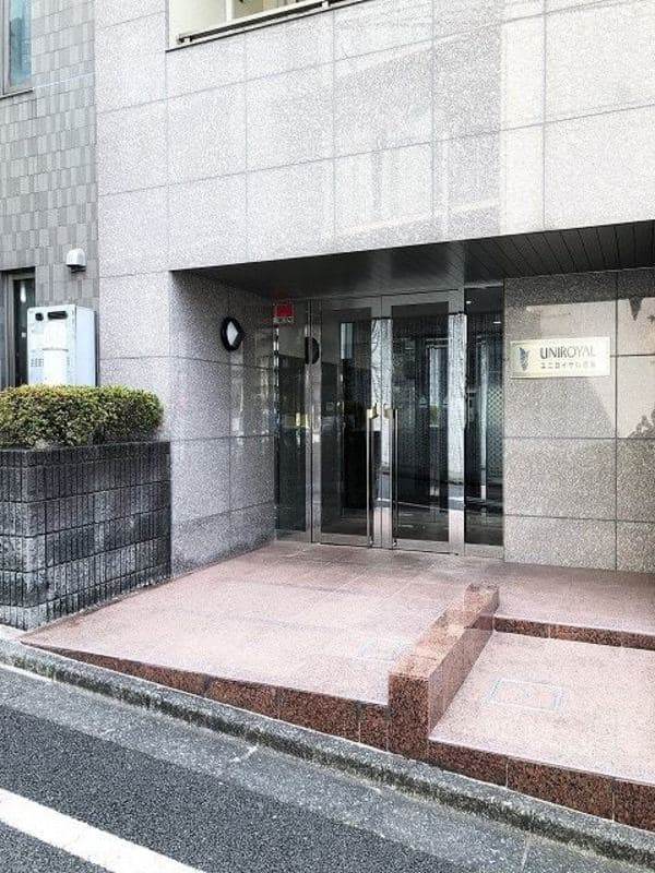 ユニロイヤル赤坂 1枚目