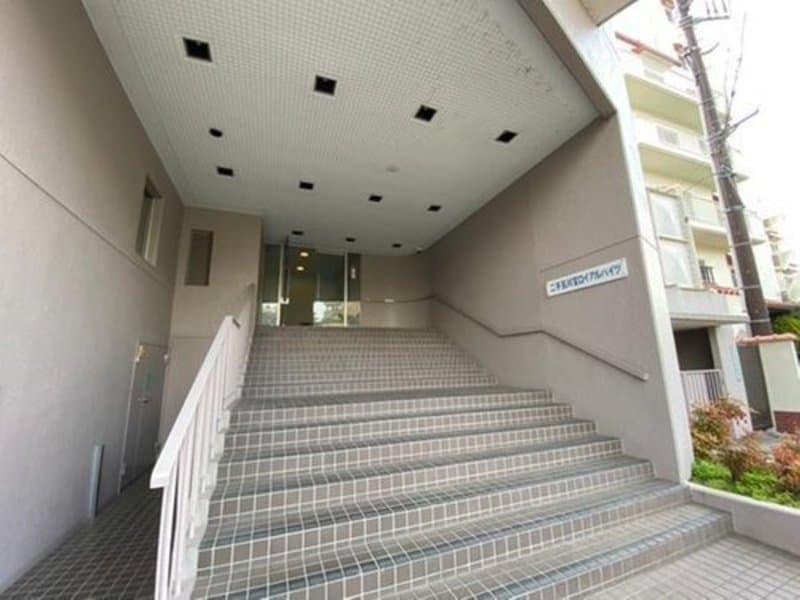 二子玉川宝ロイアルハイツ 1枚目