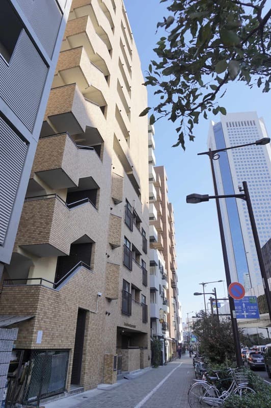 ライオンズマンション初台第3 1枚目