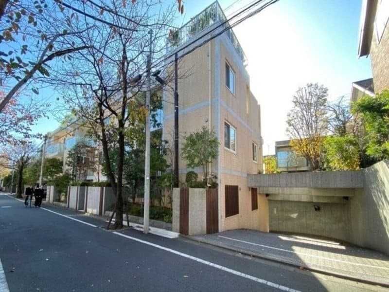 ロイヤルシーズン成城2枚目